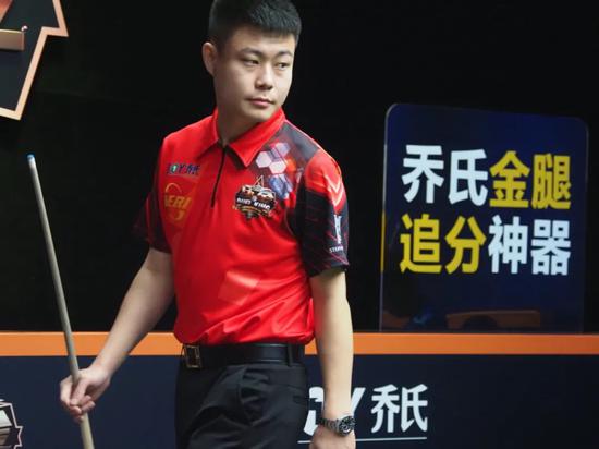 烈氣氛的同 烈氣氛的同