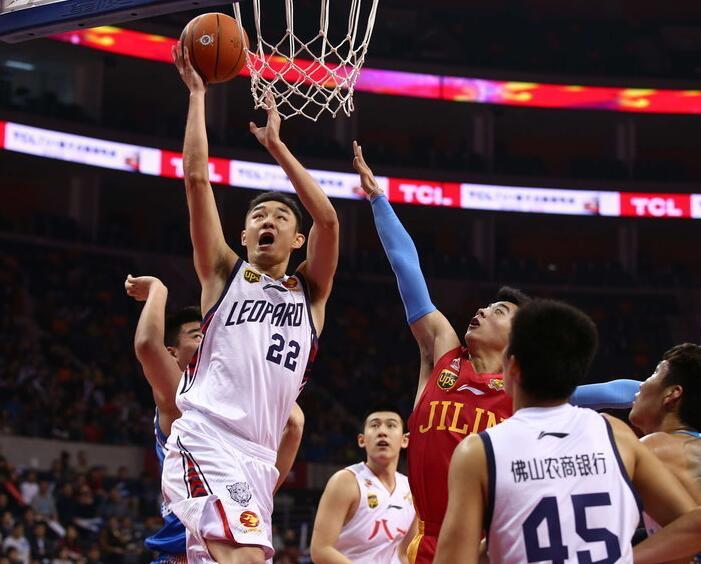 提供舞台和 提供舞台和