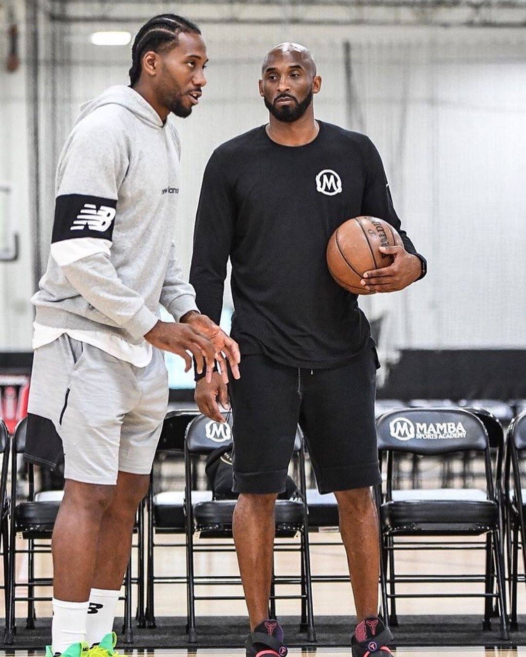 你持炸弹 你持炸弹